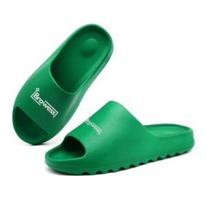 Slides / Slippers